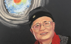 Portrait of Professor Chen Tianqiang Under the Solar Egg